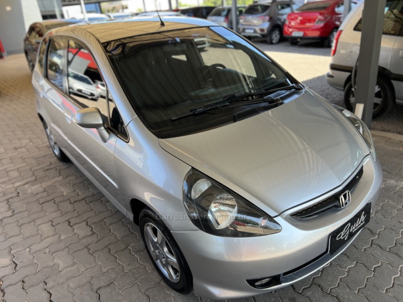 FIT 1.4 LX 8V FLEX 4P MANUAL - 2007 - BOM PRINCíPIO