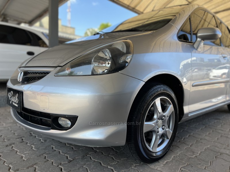 FIT 1.4 LX 8V FLEX 4P MANUAL - 2007 - BOM PRINCíPIO