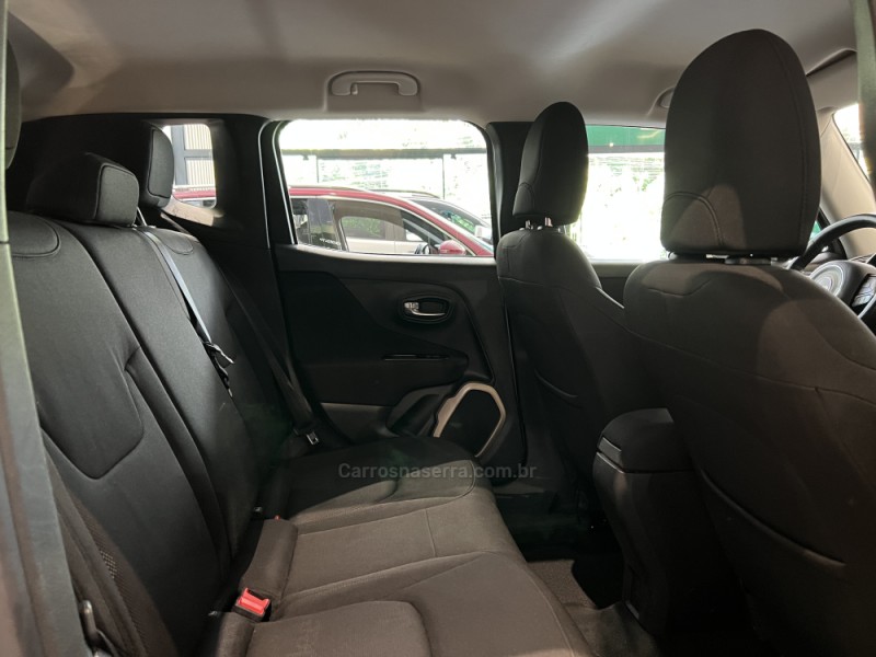 RENEGADE 1.8 16V FLEX LONGITUDE 4P AUTOMÁTICO - 2016 - CAXIAS DO SUL