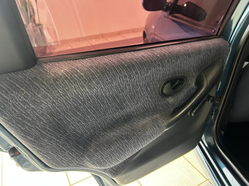 SIENA 1.0 MPI FIRE ELX 16V GASOLINA 4P MANUAL - 2002 - CAXIAS DO SUL