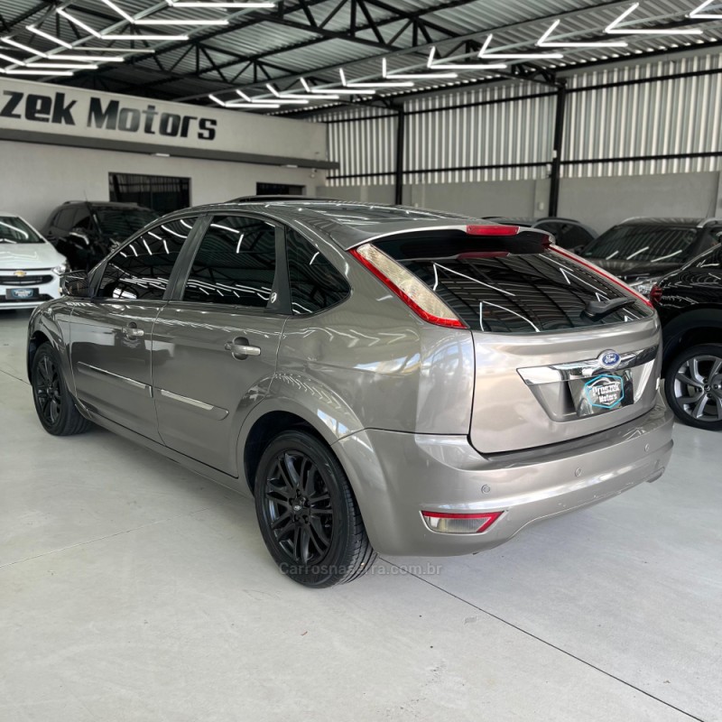 FOCUS 2.0 GHIA 16V FLEX 4P AUTOMÁTICO - 2009 - CANOAS