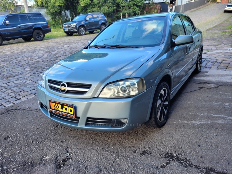ASTRA 2.0 MPFI GLS SEDAN 8V GASOLINA 4P MANUAL - 2003 - CAXIAS DO SUL