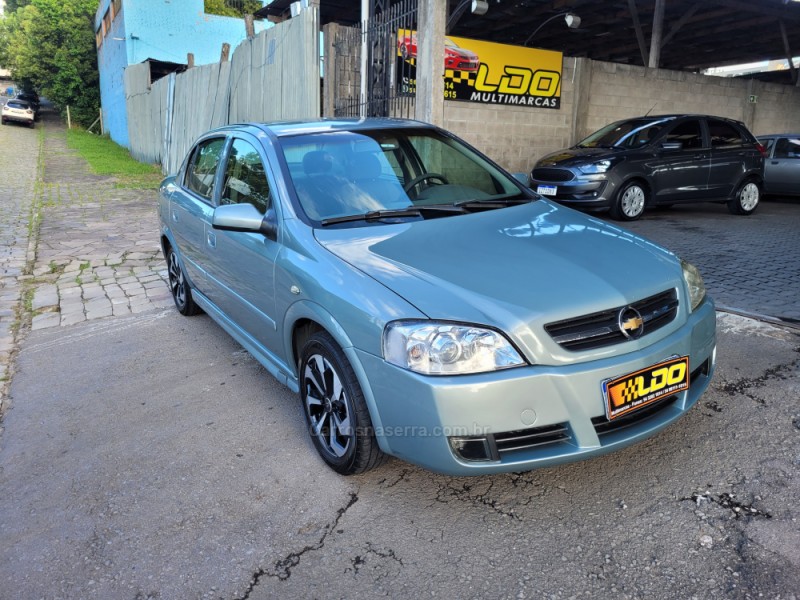 astra 2.0 mpfi gls sedan 8v gasolina 4p manual 2003 caxias do sul