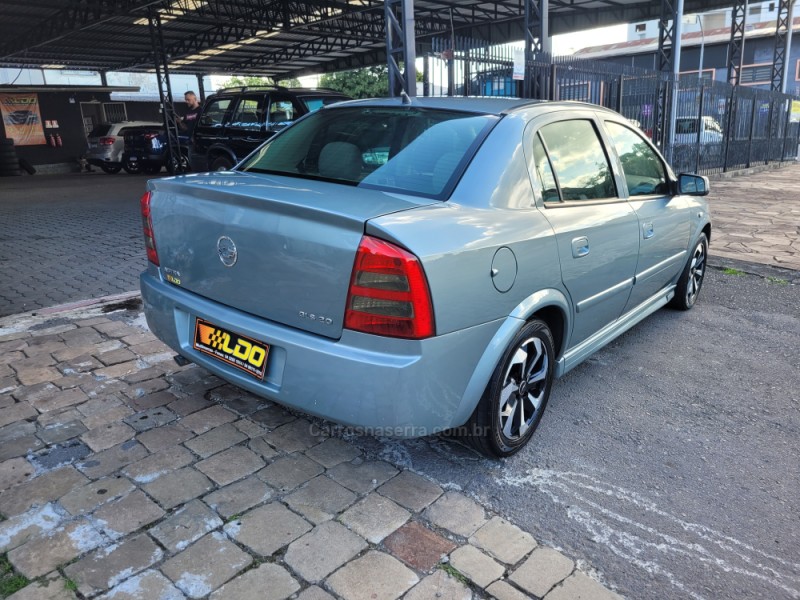 ASTRA 2.0 MPFI GLS SEDAN 8V GASOLINA 4P MANUAL - 2003 - CAXIAS DO SUL