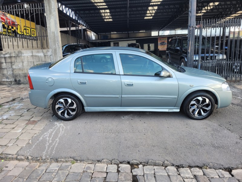 ASTRA 2.0 MPFI GLS SEDAN 8V GASOLINA 4P MANUAL - 2003 - CAXIAS DO SUL