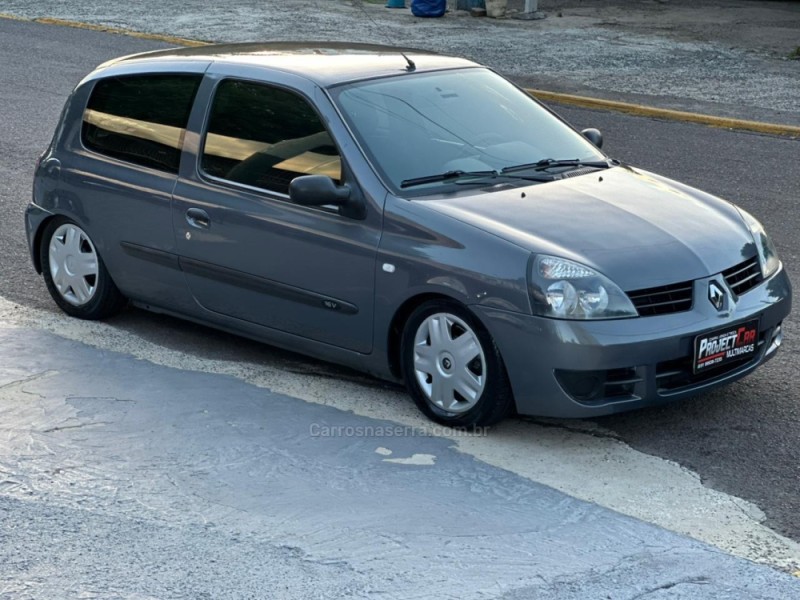 CLIO 1.0 CAMPUS 16V FLEX 2P MANUAL - 2010 - NOVO HAMBURGO