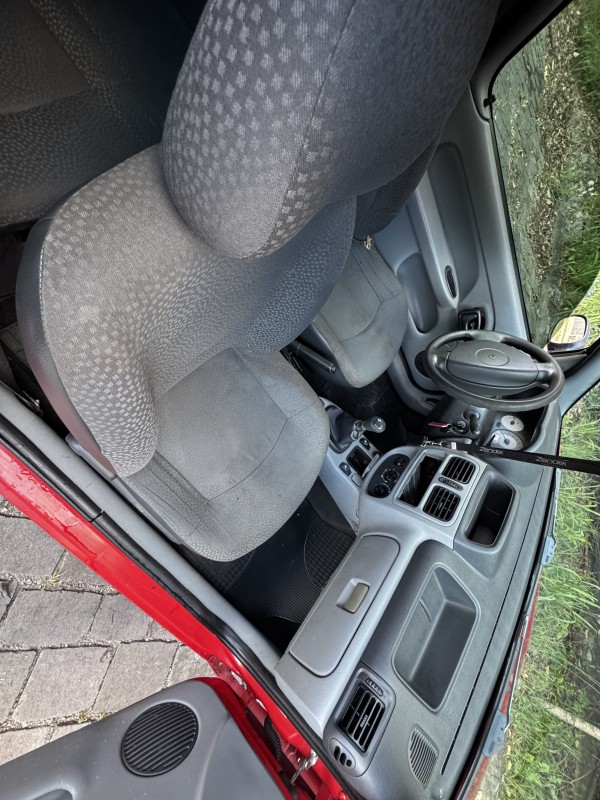 CLIO 1.0 AUTHENTIQUE 16V FLEX 2P MANUAL - 2010 - CAXIAS DO SUL