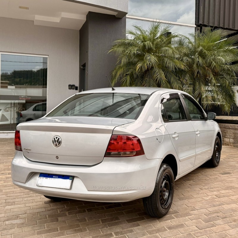 VOYAGE 1.0 MI COMFORTLINE 8V FLEX 4P MANUAL - 2012 - GUAPORé