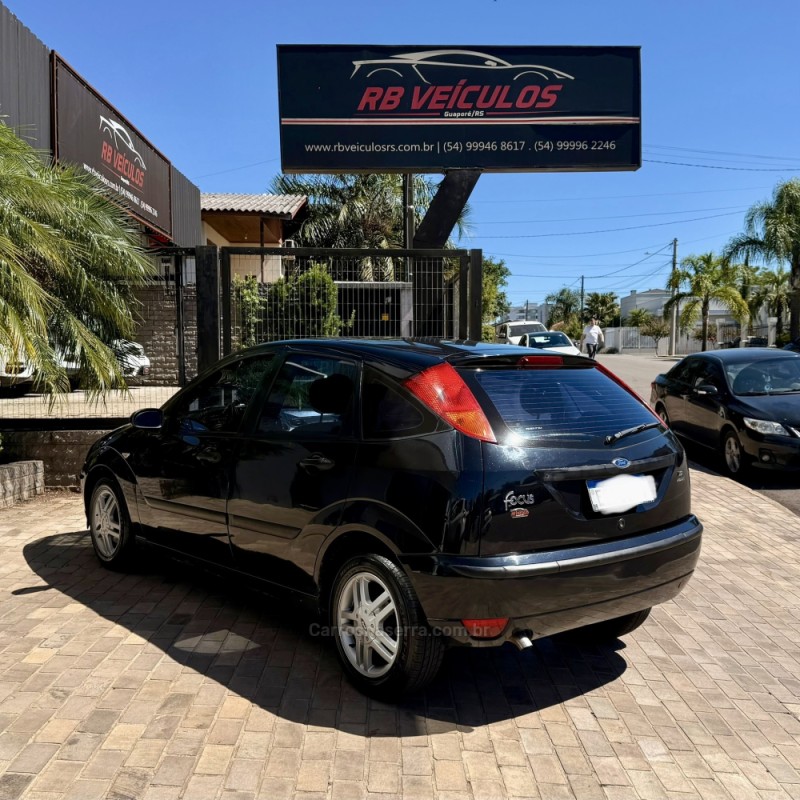 FOCUS 1.6 GLX 8V FLEX 4P MANUAL - 2009 - GUAPORé