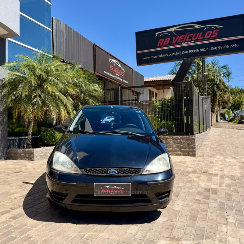 FOCUS 1.6 GLX 8V FLEX 4P MANUAL - 2009 - GUAPORé