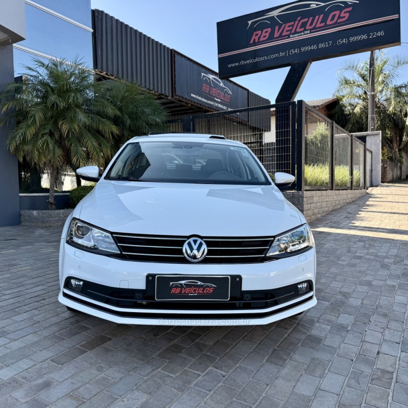 JETTA 2.0 TSI HIGHLINE 211CV GASOLINA 4P TIPTRONIC - 2015 - GUAPORé
