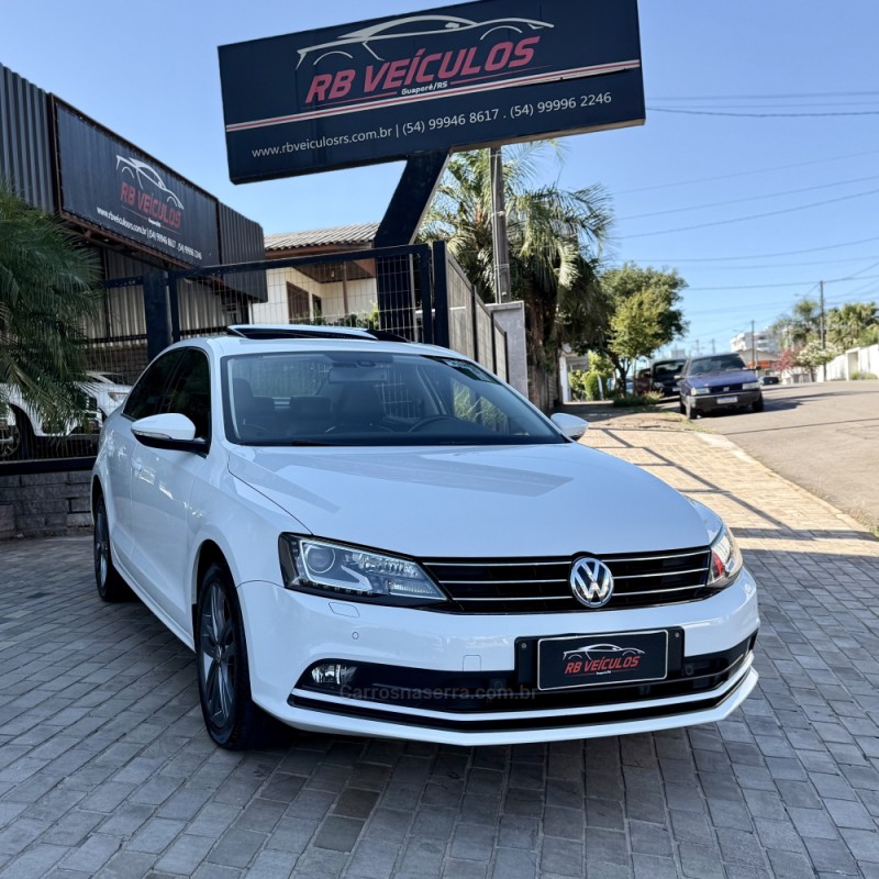 JETTA 2.0 TSI HIGHLINE 211CV GASOLINA 4P TIPTRONIC - 2015 - GUAPORé
