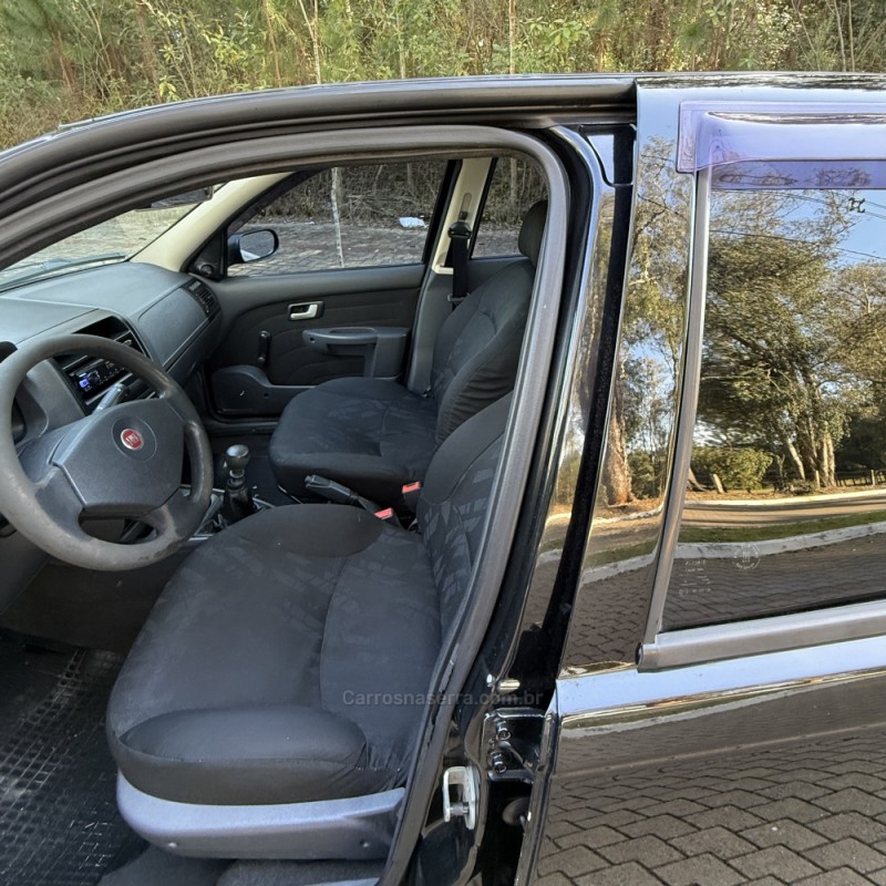 SIENA 1.0 MPI FIRE ELX 8V FLEX 4P MANUAL - 2011 - GUAPORé