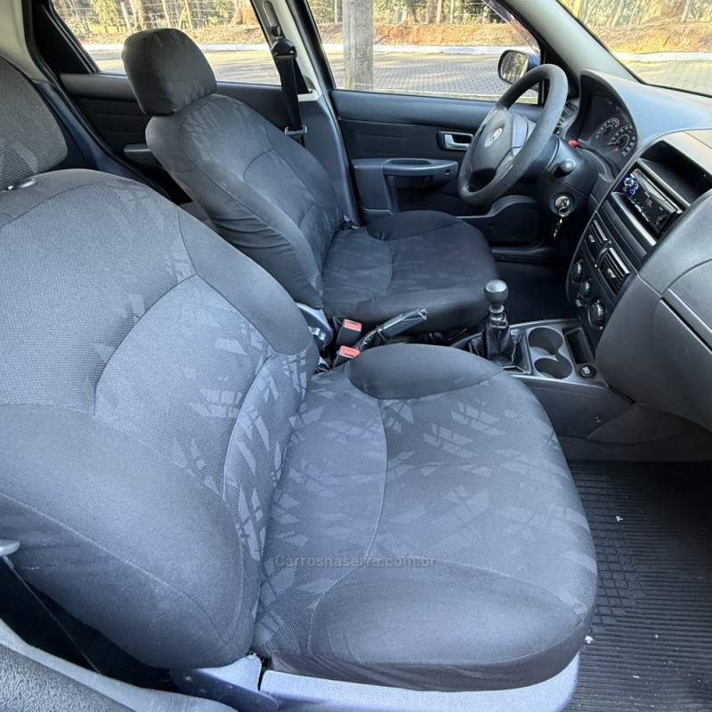 SIENA 1.0 MPI FIRE ELX 8V FLEX 4P MANUAL - 2011 - GUAPORé