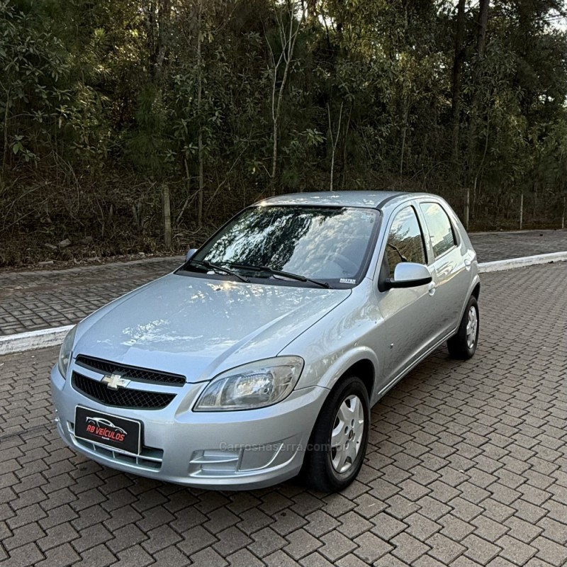 CELTA 1.0 MPFI LT 8V FLEX 4P MANUAL - 2012 - GUAPORé