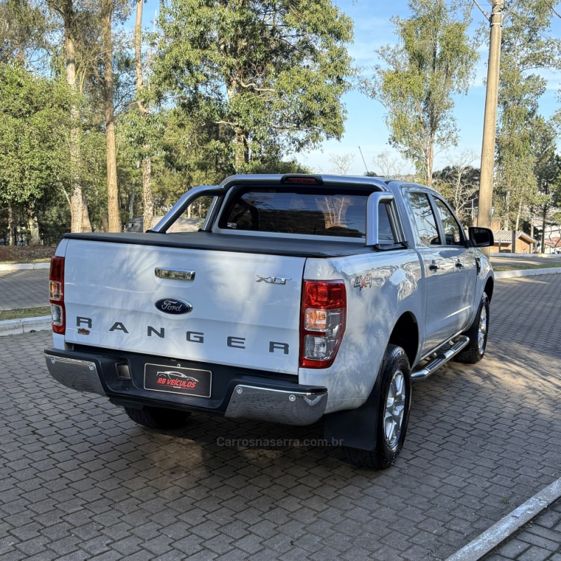 RANGER 3.2 XLT 4X4 CD 20V DIESEL 4P AUTOMÁTICO - 2016 - GUAPORé