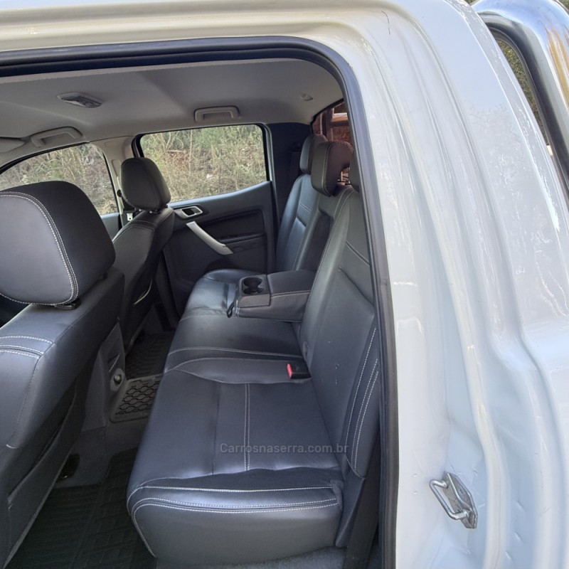 RANGER 3.2 XLT 4X4 CD 20V DIESEL 4P AUTOMÁTICO - 2016 - GUAPORé