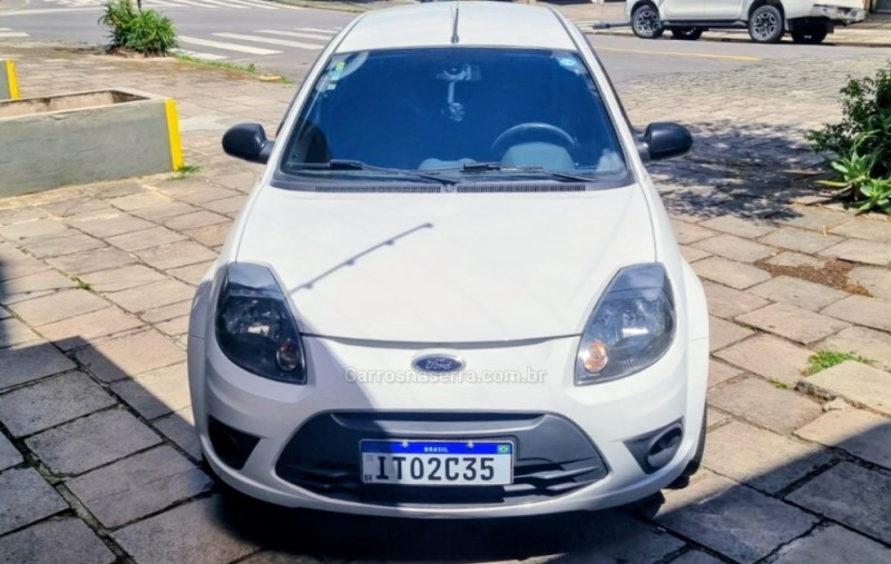 KA 1.0 S TI-VCT FLEX 4P MANUAL - 2013 - CAXIAS DO SUL