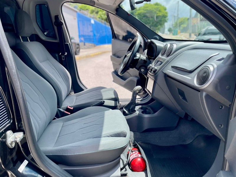 MONTANA 1.4 MPFI LS CS 8V FLEX 2P MANUAL - 2013 - CAXIAS DO SUL