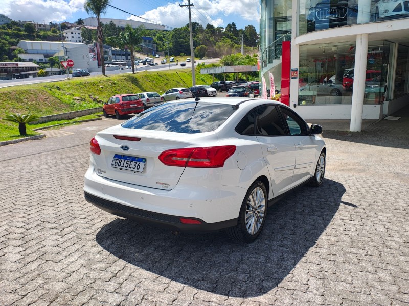 FOCUS 2.0 SE SEDAN 16V FLEX 4P AUTOMÁTICO - 2016 - BENTO GONçALVES