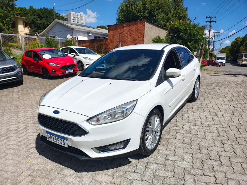 FOCUS 2.0 SE SEDAN 16V FLEX 4P AUTOMÁTICO