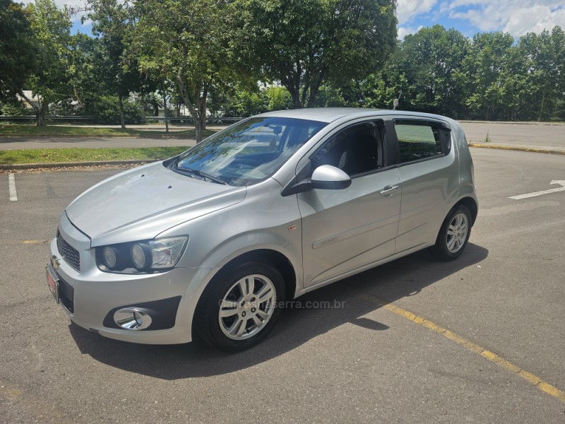 SONIC 1.6 LT 16V FLEX 4P MANUAL - 2013 - BENTO GONçALVES