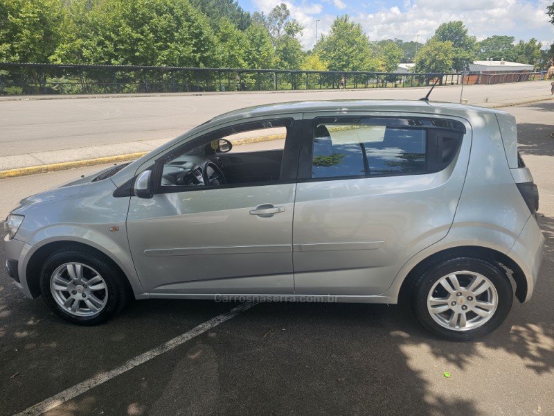 SONIC 1.6 LT 16V FLEX 4P MANUAL - 2013 - BENTO GONçALVES