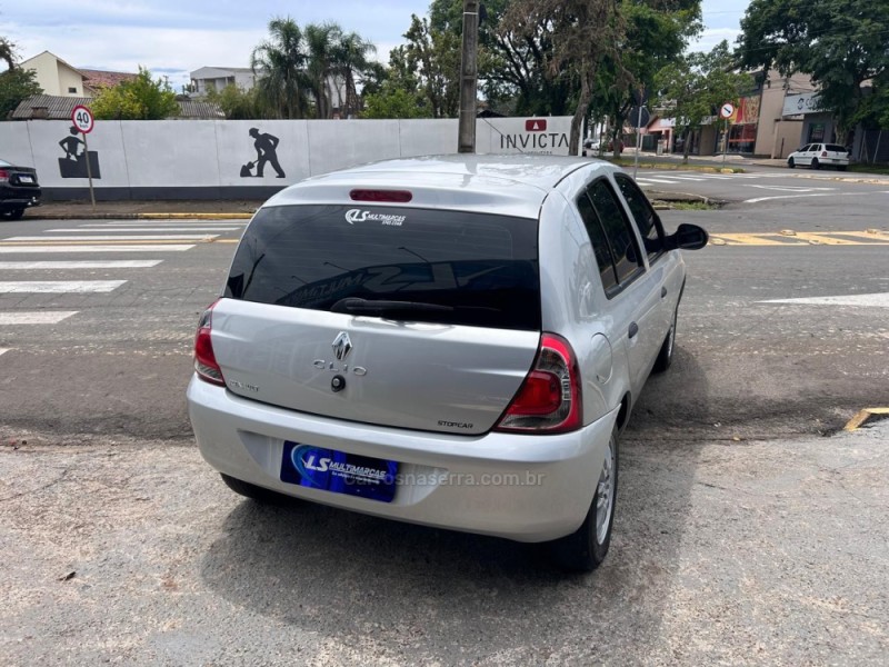 CLIO 1.0 EXPRESSION 16V FLEX 4P MANUAL - 2015 - VENâNCIO AIRES