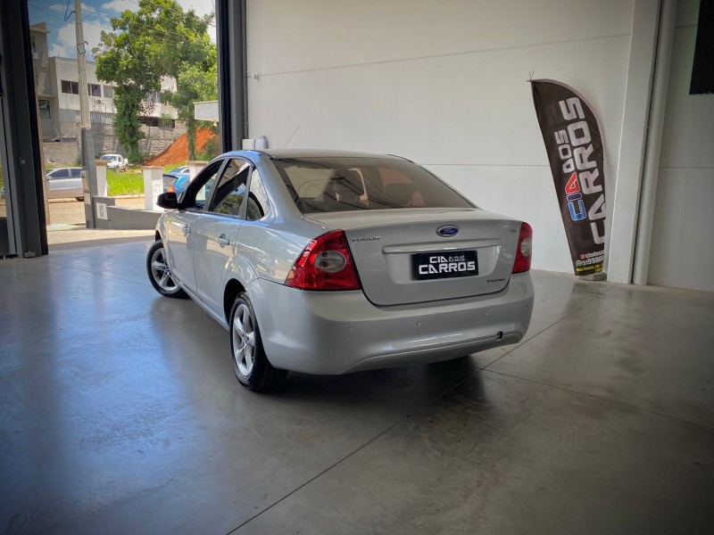 FOCUS 2.0 16V FLEX 4P AUTOMÁTICO - 2009 - LAJEADO