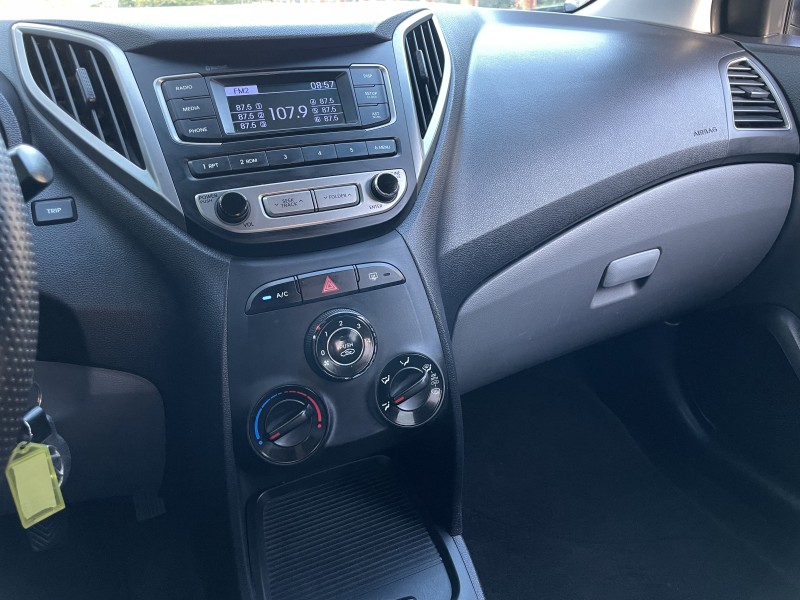 HB20S 1.0 COMFORT 12V FLEX 4P MANUAL - 2017 - CAXIAS DO SUL