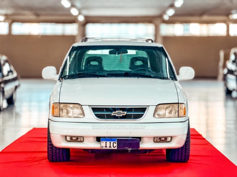 BLAZER 4.3 SFI DLX EXECUTIVE 4X2 V6 12V GASOLINA 4P MANUAL - 1998 - NOVA PRATA