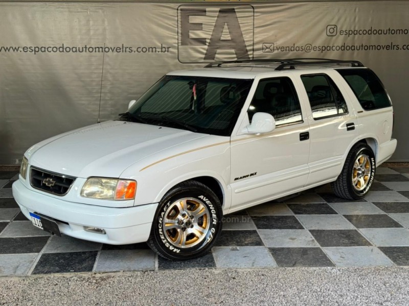 BLAZER 4.3 SFI DLX EXECUTIVE 4X2 V6 12V GASOLINA 4P MANUAL