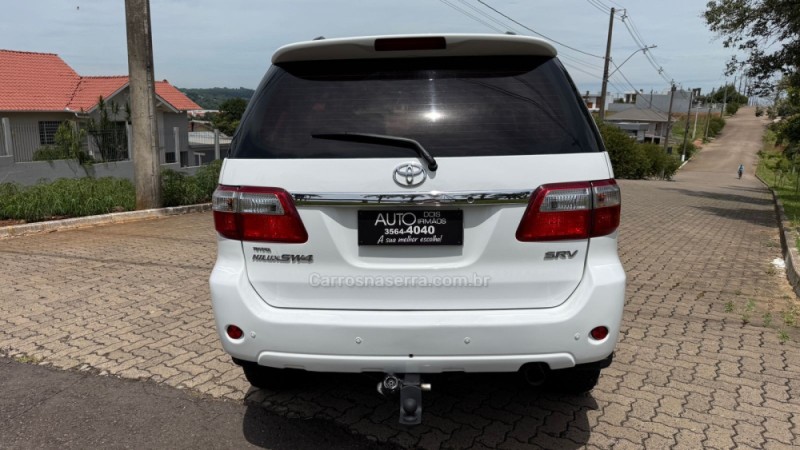 HILUX SW4 3.0 SRV 4X4 7 LUGARES 16V TURBO INTERCOOLER DIESEL 4P AUTOMÁTICO - 2009 - DOIS IRMãOS