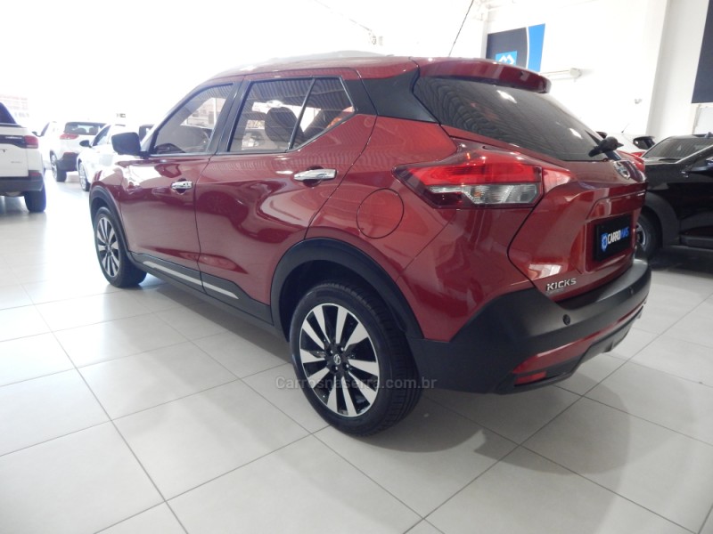 KICKS 1.6 16V FLEX SL 4P XTRONIC - 2018 - SANTA CRUZ DO SUL