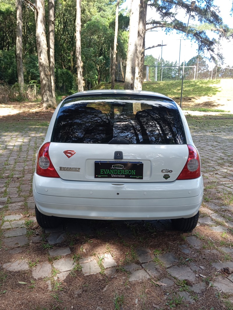 CLIO 1.0 AUTHENTIQUE 16V GASOLINA 4P MANUAL - 2003 - CAXIAS DO SUL
