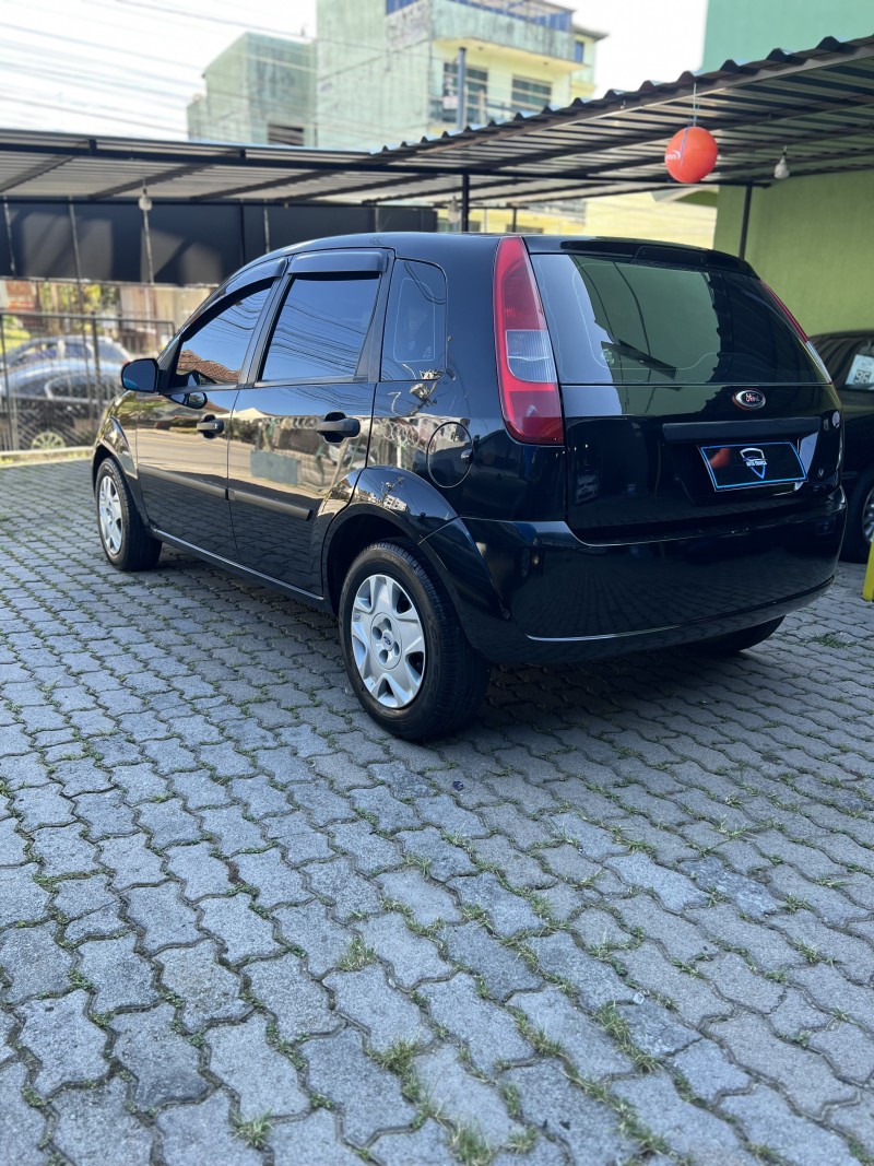 FIESTA 1.0 MPI 8V GASOLINA 4P MANUAL - 2006 - CAXIAS DO SUL