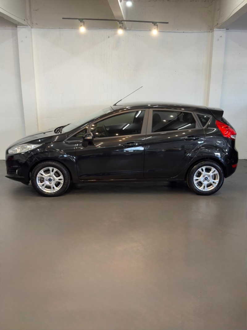 FIESTA 1.6 SE HATCH 16V FLEX 4P AUTOMÁTICO - 2014 - CAXIAS DO SUL