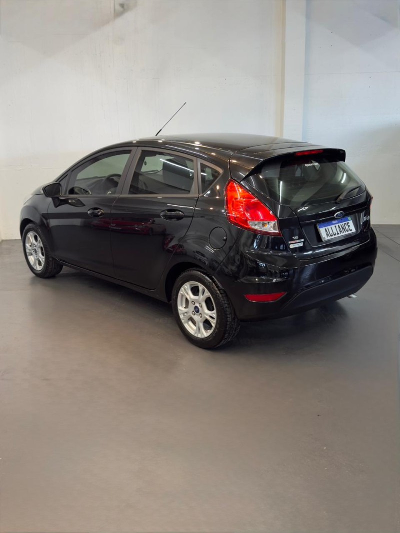 FIESTA 1.6 SE HATCH 16V FLEX 4P AUTOMÁTICO - 2014 - CAXIAS DO SUL