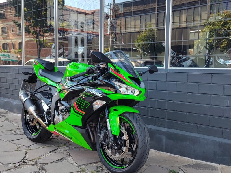 NINJA ZX-6R 636  - 2023 - FLORES DA CUNHA