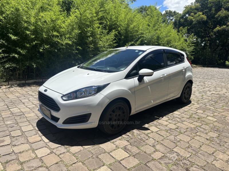 fiesta 1.5 se hatch 16v flex 4p manual 2015 nova prata