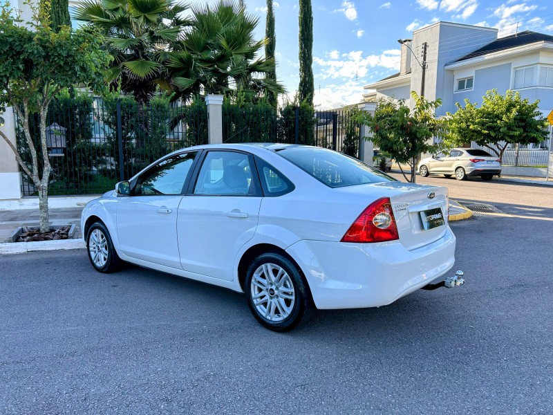 FOCUS 2.0 GLX SEDAN 16V GASOLINA 4P MANUAL - 2013 - BENTO GONçALVES