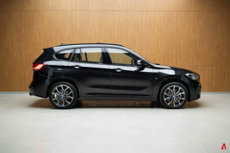 X1 2.0 SDRIVE20I M SPORT 16V TURBO 4P AUTOMÁTICO - 2022 - GARIBALDI