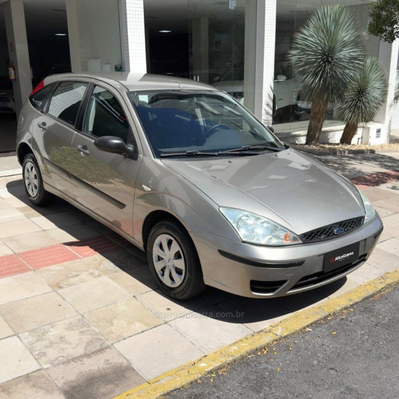 FOCUS 1.6 8V FLEX 4P MANUAL - 2009 - FLORES DA CUNHA
