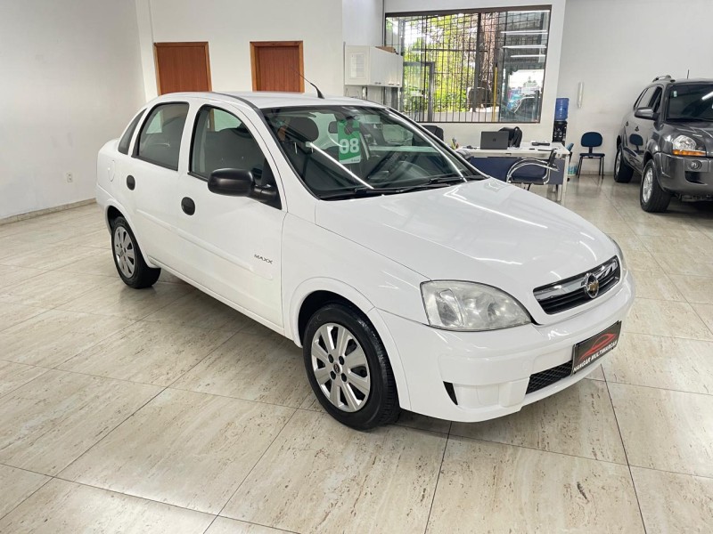 corsa 1.4 mpfi maxx sedan 8v flex 4p manual 2008 caxias do sul