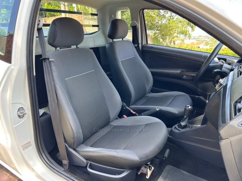 SAVEIRO 1.6 MI TRENDLINE CE 8V FLEX 2P MANUAL - 2017 - VENâNCIO AIRES