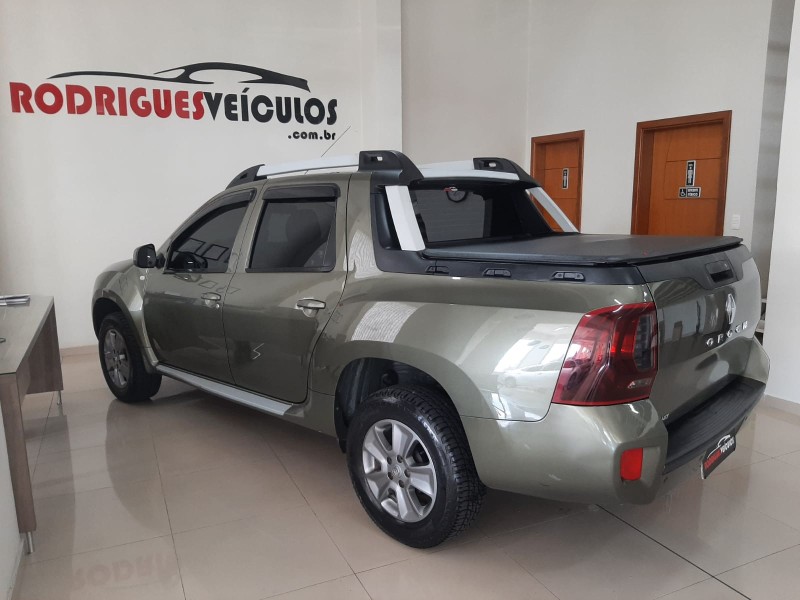 OROCH 1.6 16V DYNAMIQUE FLEX 4P MANUAL - 2017 - CAXIAS DO SUL
