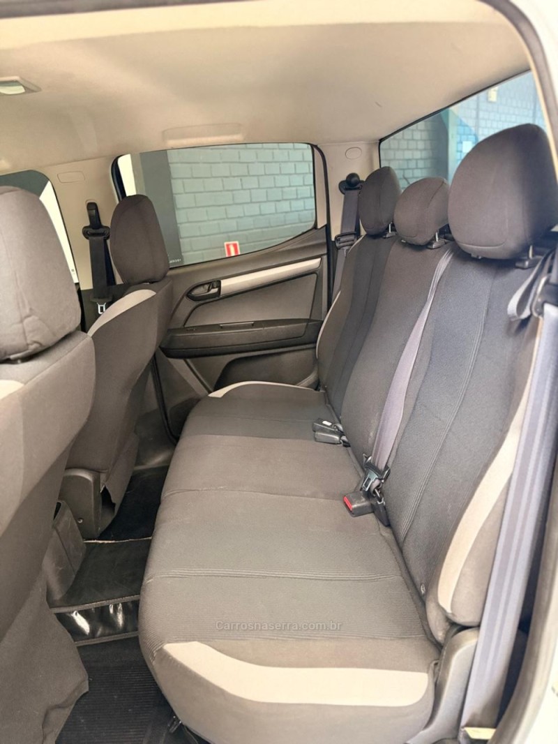 S10 2.8 LS 4X4 CD 16V TURBO DIESEL 4P MANUAL - 2024 - NOVO HAMBURGO