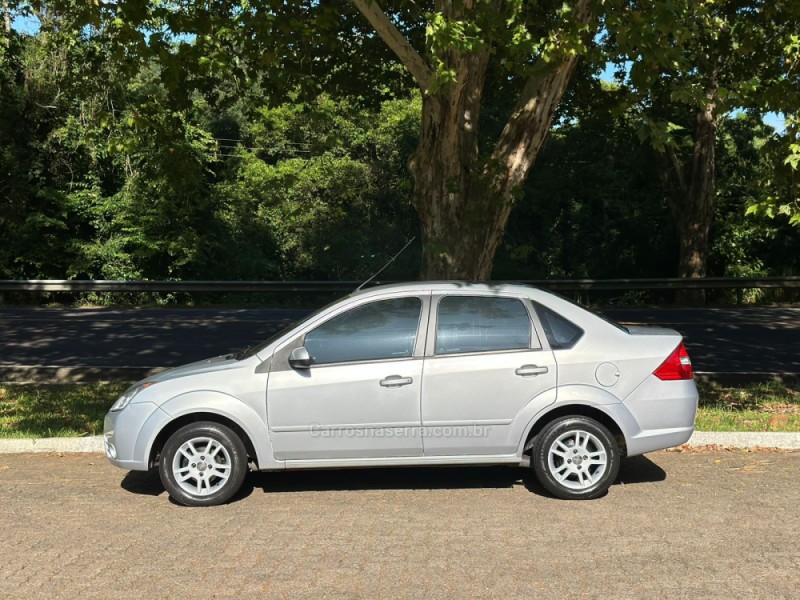FIESTA 1.6 ROCAM SE SEDAN 8V FLEX 4P MANUAL - 2008 - DOIS IRMãOS