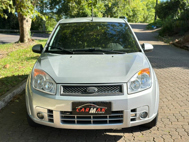 FIESTA 1.6 ROCAM SE SEDAN 8V FLEX 4P MANUAL - 2008 - DOIS IRMãOS