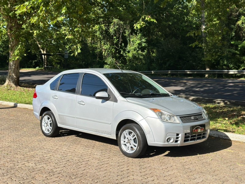 FIESTA 1.6 ROCAM SE SEDAN 8V FLEX 4P MANUAL - 2008 - DOIS IRMãOS